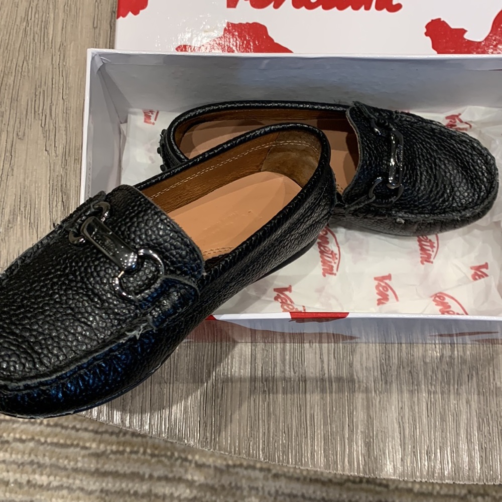 Venettini Boys dress shoes